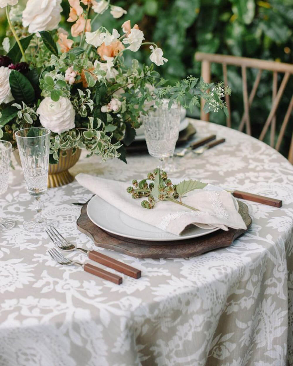 The Quiet Luxury of Mocha: Inspired by Pantone's Color of the Year