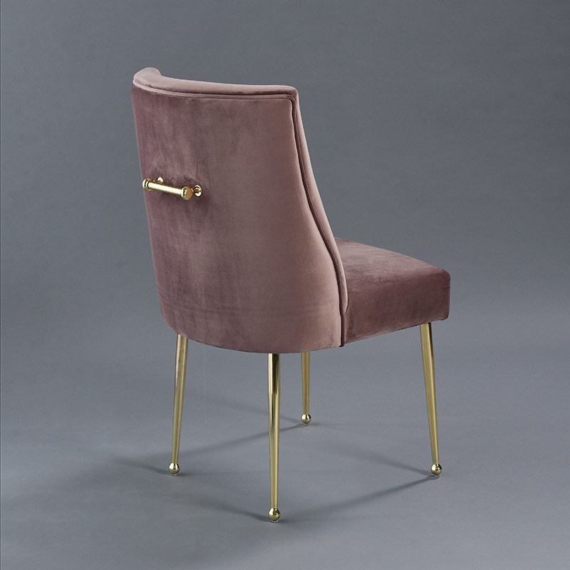 Rose Nomad Chair