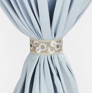Amaranth Table Cuff